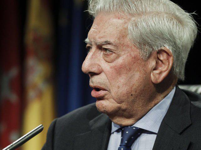Photo of Peruvian author Mario Vargas Llosa